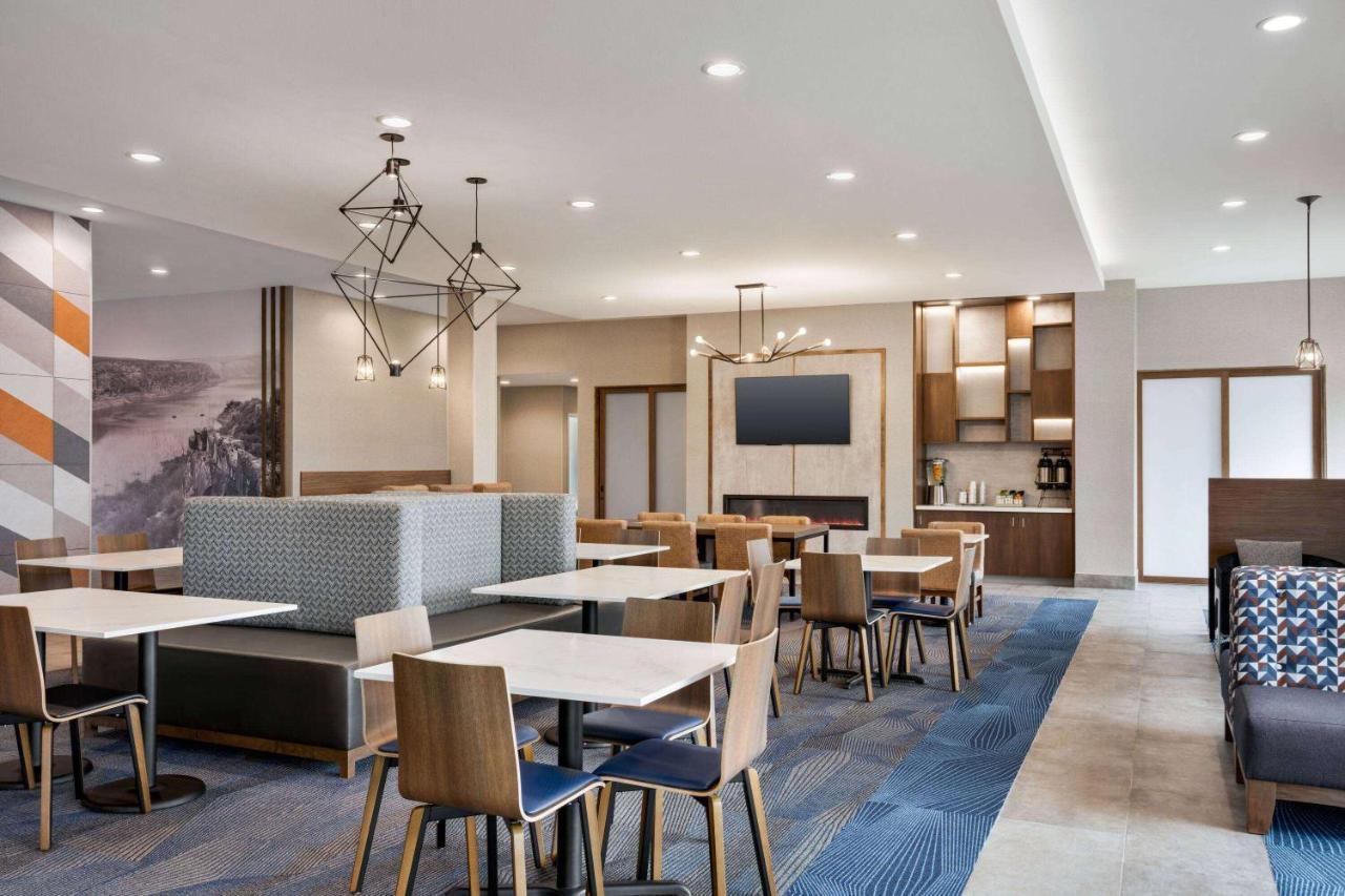 La Quinta Inn & Suites By Wyndham Del Río Exterior foto